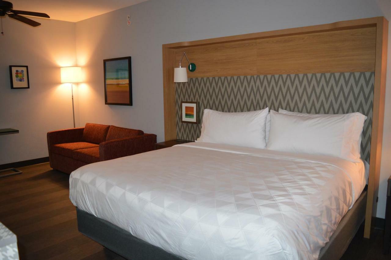 Holiday Inn Odessa By Ihg Eksteriør billede