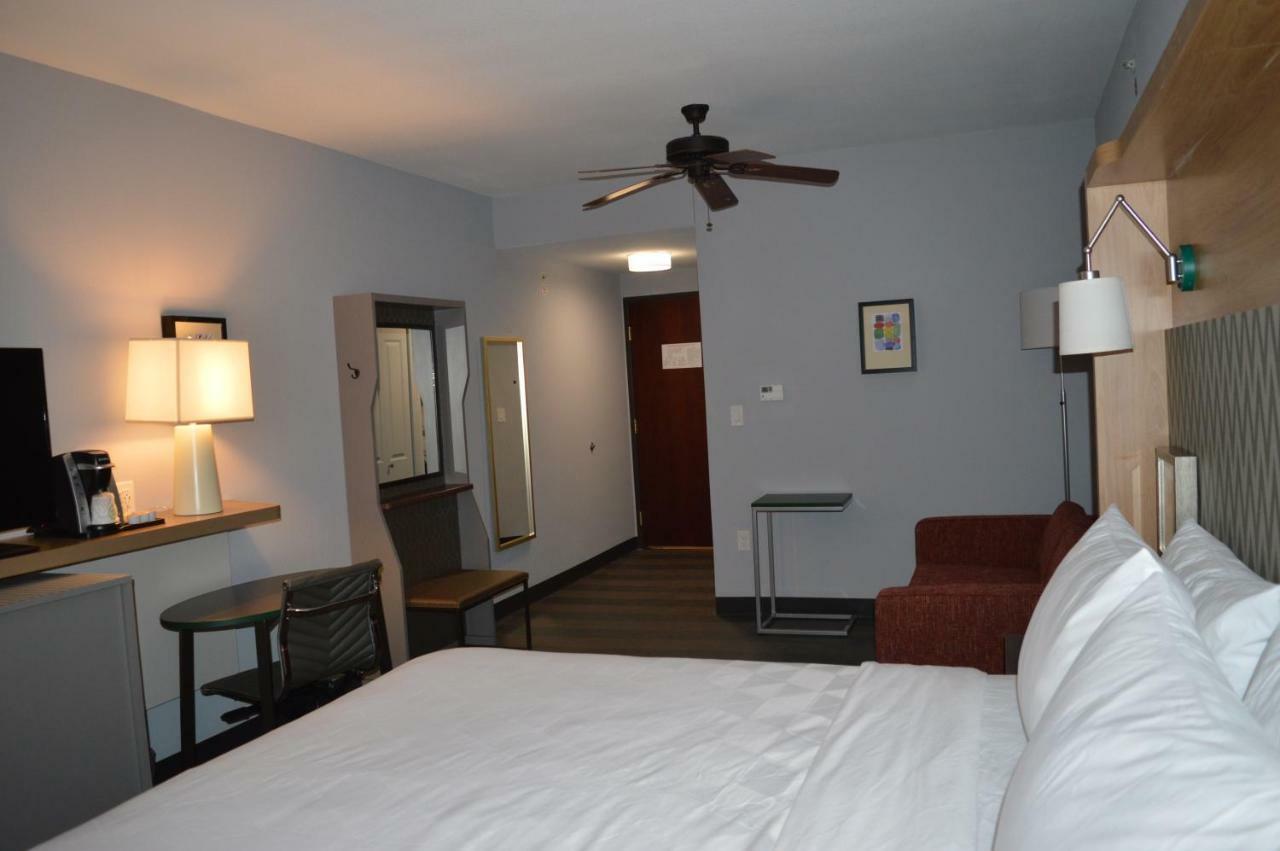 Holiday Inn Odessa By Ihg Eksteriør billede